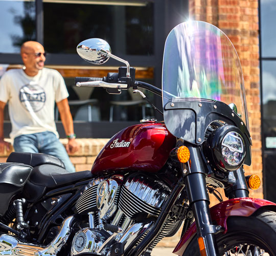 Bländande kromdetaljer